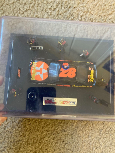 1992 Racing Champions NASCAR #28 Havoline Car Pit Stop And Crew In Display Case - Picture 6 of 20