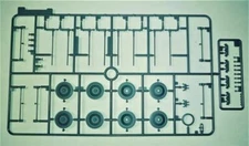 Dragon 6897  1/35  Panther Ausf.G Late w/Add-on AA Armor (SPRUE PARTS  E only)