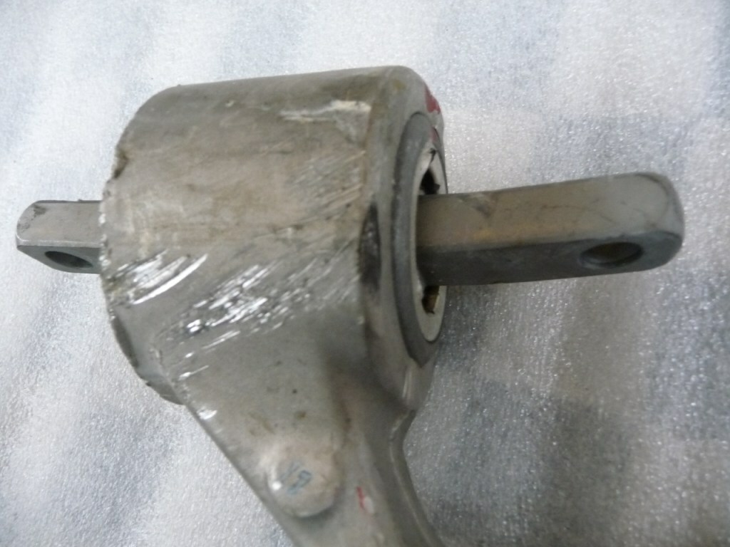 Ferrari California Right Front Lower Control Arm Ball Tie Rod 242496, 221934 OEM