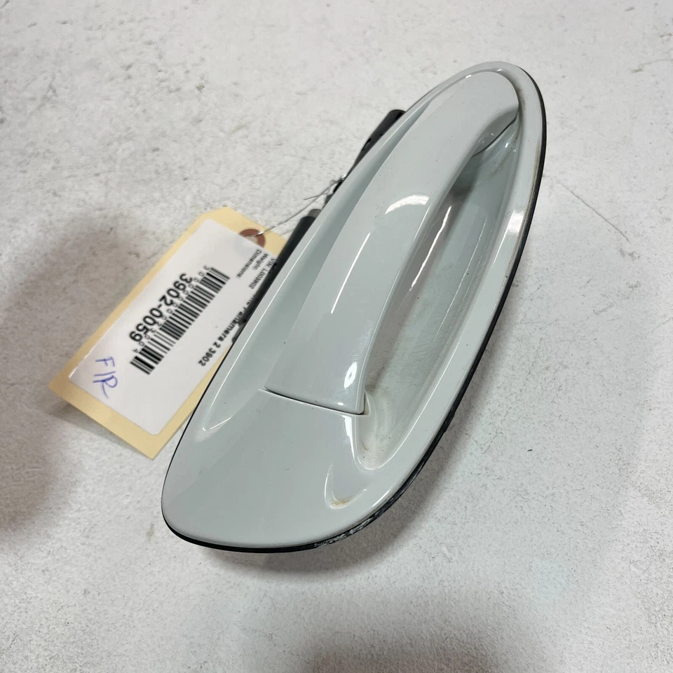 Bisel de manija lateral del pasajero delantero derecho Porsche Panamera 2010-2016 OEM Foto 4 de 4