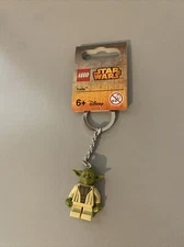 LEGO NEW Star Wars Minifigure Key Chain YODA (853449) NEW!