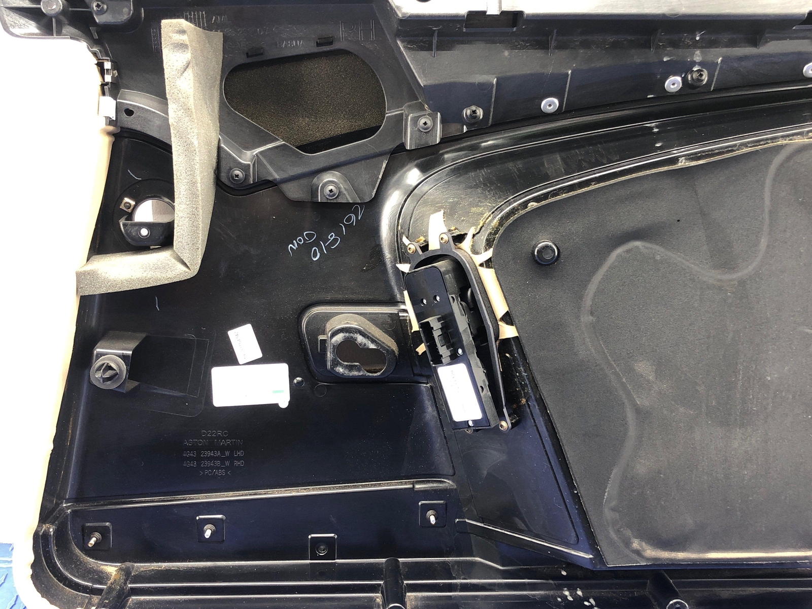 2006-2018 ASTON MARTIN VANTAGE V8 FRONT LEFT INNER INTERIOR DOOR PANEL BEIGE