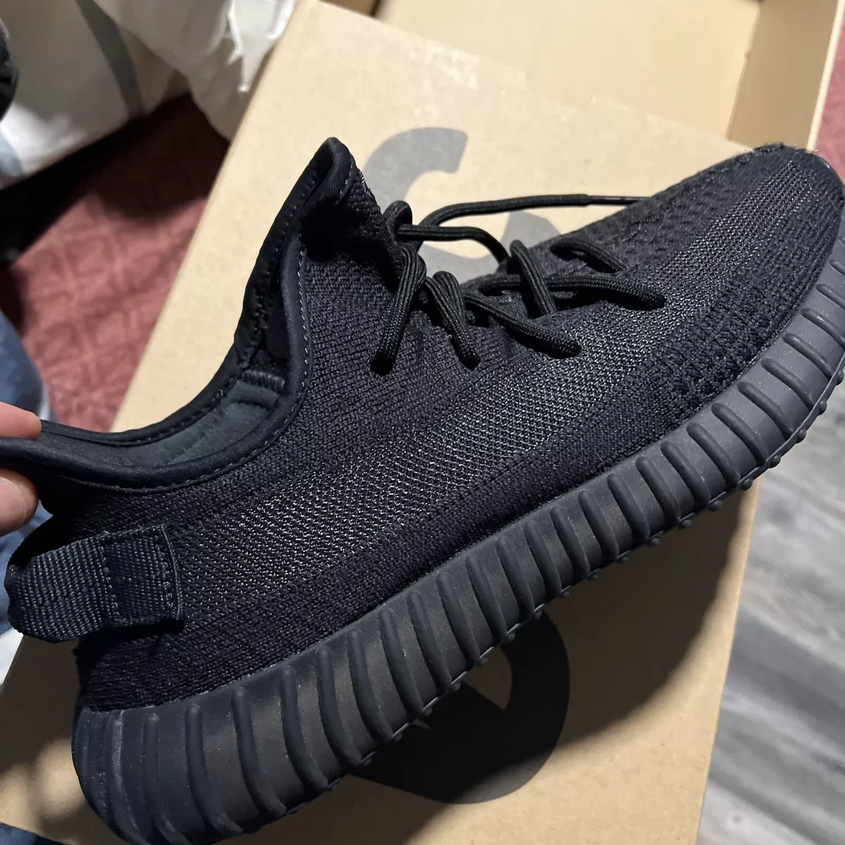 yeezy boost 350 v2 onyx size 10 | eBay