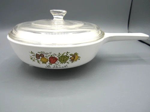 Vintage Corning Ware "Spice Of Life" Skillet with Pyrex Lid "Le Persil" 6 1/2"