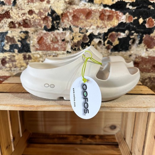 OOFOS OOYEA Unisex Recovery Sandals Chalk White M3 W5 Slide 1700 Comfort Shoes