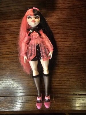 Generation 3 Draculaura