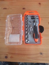 Jeu De Clés A Cliquets Et Douilles