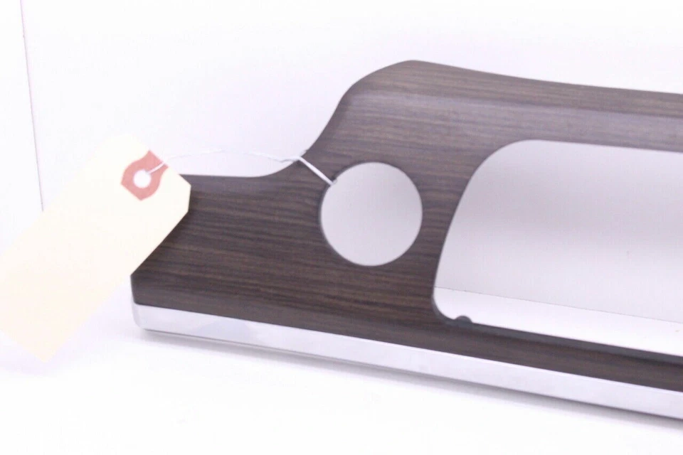 2011 BMW 535i Sedan 3 Gas Turbo Dashboard Trim OEM Used - Imagem 2 de 4