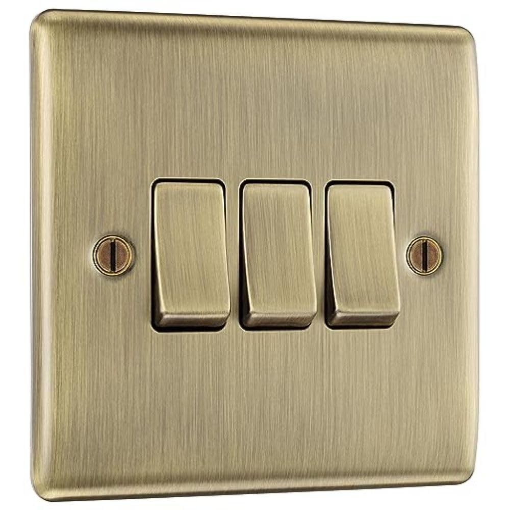 BG Electrical Triple Wall Light Switch 2 Way Raised and Slim Profile Rou 6390₽
