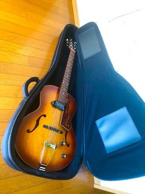 Acoustic Guitar Godin 5th Avenue Kingpin P90 Cognac Burst Semi