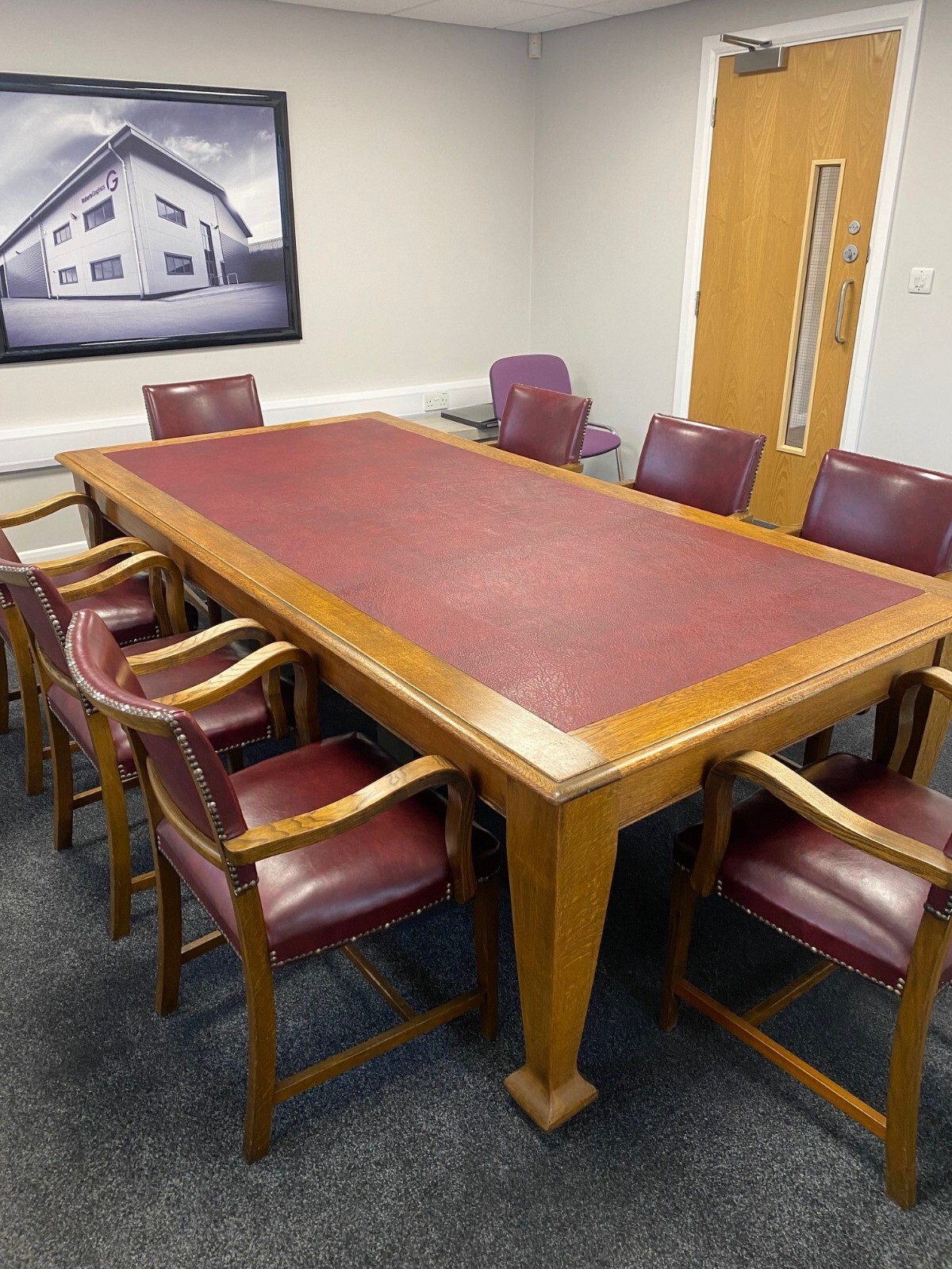 OAK ANTIQUE BOARDROOM TABLE WITH 8 MATCHING CHAIRS eBay