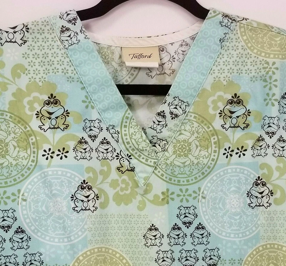 Tafford Womens Scrub Top XS Teal Green Blue Mint Frogs Brown Work Shirt - Image 2 of 4