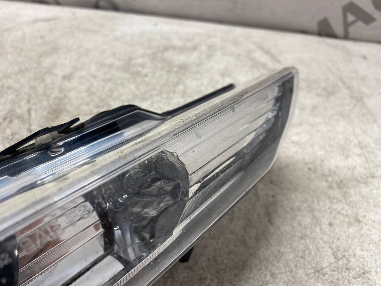 Infiniti Qx80 Fog Light Left Driver 2018 2019 90067651 LED OEM for  