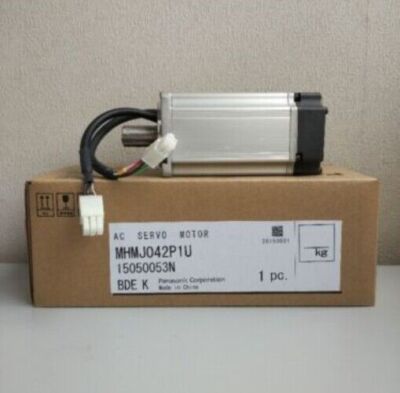 1PC Brand New Original Panasonic MHMJ042P1U Servo Motor One year