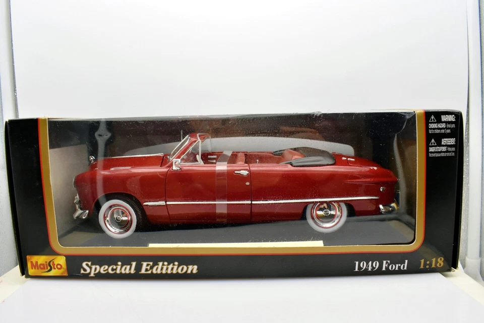 Modellino auto scala 1:18 Ford 1949 maisto diecast modellismo statico collezione - Immagine 2 di 4