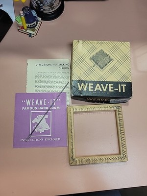 Hero MFG Vintage Weave-It Loom 4.5'' Original Box