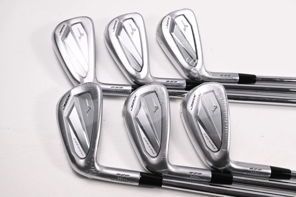 Left Hand Mizuno JPX 925 Forged Irons / 5-PW / Stiff Flex N.S.Pro Modus3 Tour - Image 2 of 4