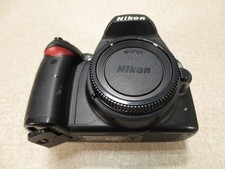 Nikon D60 10.2 MP Digital SLR Camera Black Body Only Parts Broken Battery Cover