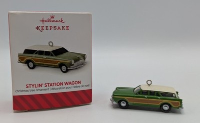 Stylin Station Wagon 2014 Hallmark Christmas Tree Ornament