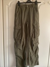 Jeans cargo dritti da donna taglia 32eu di Bershka Leg30