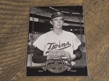 2005 Upper Deck Past Time Pennants #3 Bert Blyleven Nmmt