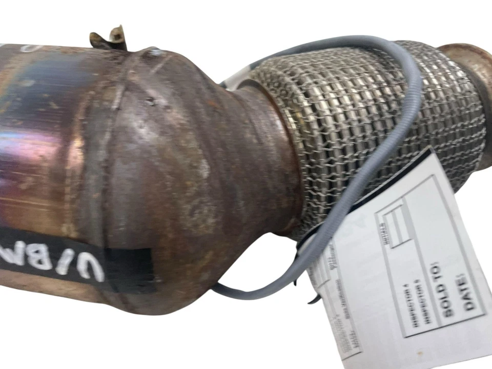 2022 BMW 530I RECERTIFIED EXHAUST CATALYTIC CONVERTER U/BMX/8482813/0721 OEM Foto 2 de 4