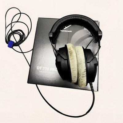 Beyerdynamik DT-770 Pro 80Ohm, Schwarz/Beige,  Studio-Kopfhörer (gebraucht) 