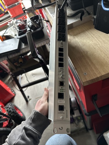 BayTech DS2-RPC Data Switch/ Power Control - Afbeelding 2 van 3