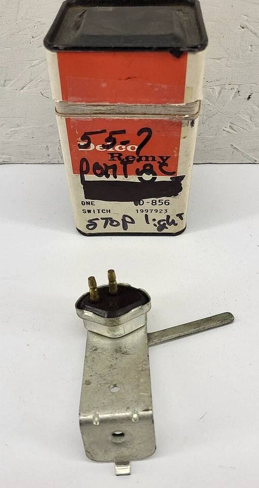 Nuevo de Lote Antiguo 1955 1957 Pontiac Starchief Chieftain Safari Delco Remy Interruptor de luz de parada Foto 3 de 3