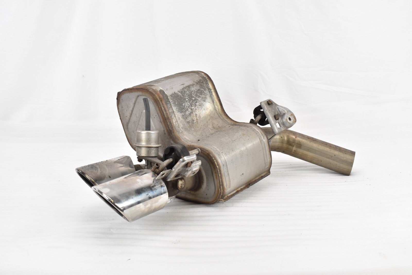 2014-2019 MASERATI GHIBLI S 3.0L LEFT EXHAUST MUFFLER BAFFLE TIPS SILENCER OEM