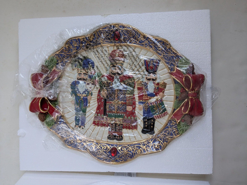 NIB Christopher Radko Nutcracker Parade Guard House Hand Painted Platter - Picture 4 of 10