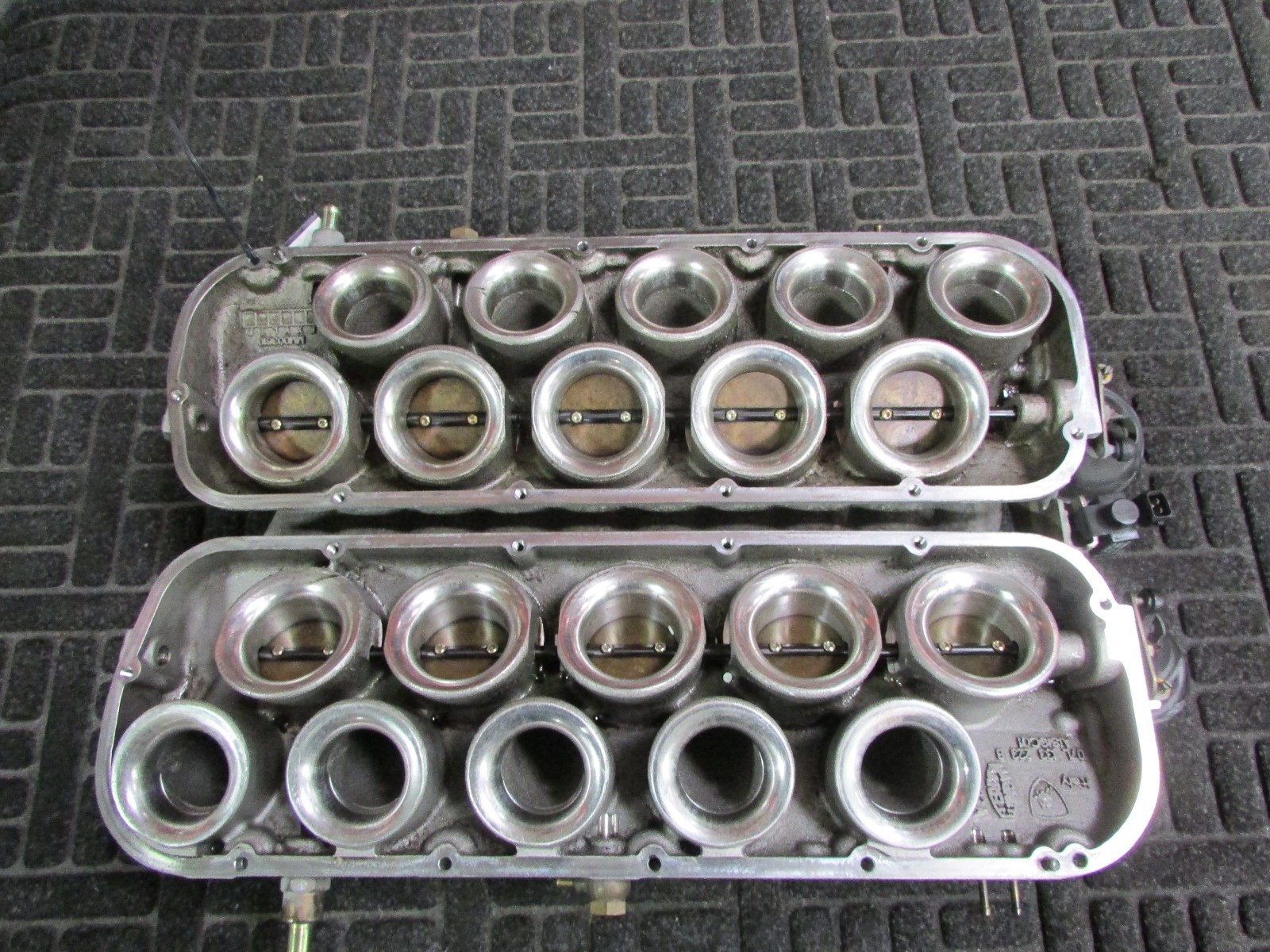 Lamborghini Gallardo, Middle Intake Manifold, Used, P/N 07L129565B