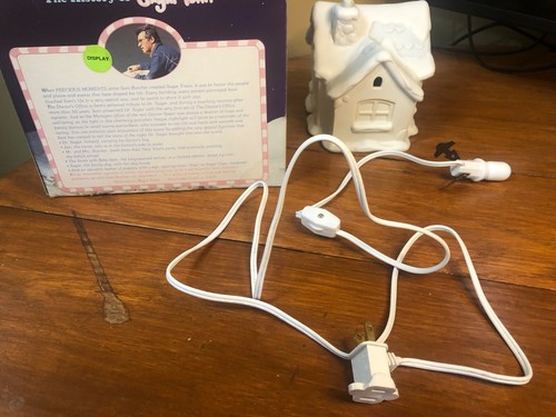 1994 Precious Moments Sugar Town DOCTORS OFFICE nightlight & Figurines - Picture 2 of 11