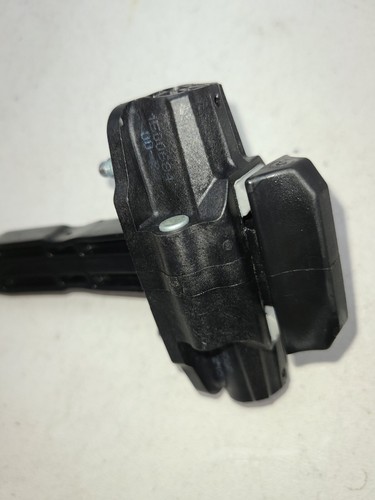 2020-2023 Tesla Model Y Rear Left or Right Door Check Strap Stopper OEM 1500684 - Picture 12 of 23
