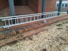 Iller-Schiebeleiter-Eurostars-2x16-Sprossen Arbeitshöhe 9,20m OVP 570€