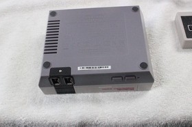 Nintendo NES Classic Edition Mini Console w/ Controller & Cables Genuine CLV-001