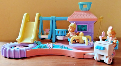 Polly Pocket Bluebird Mimi s Go Go Playground  1994 Spielplatz Set