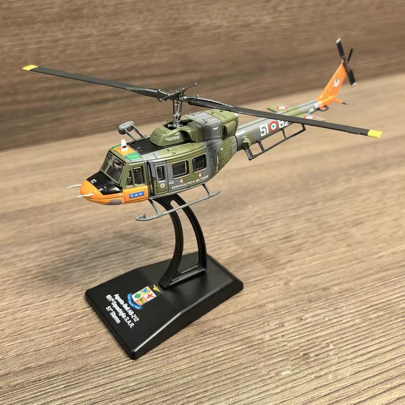 1:100 Diecast Military Model Italian Agusta-Bell AB.212 Helicopter