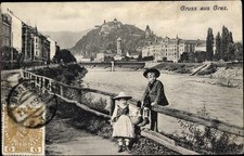 Ak Graz Steiermark, Junge und Mädchen in Trachten, Teilansicht der... - 10521761