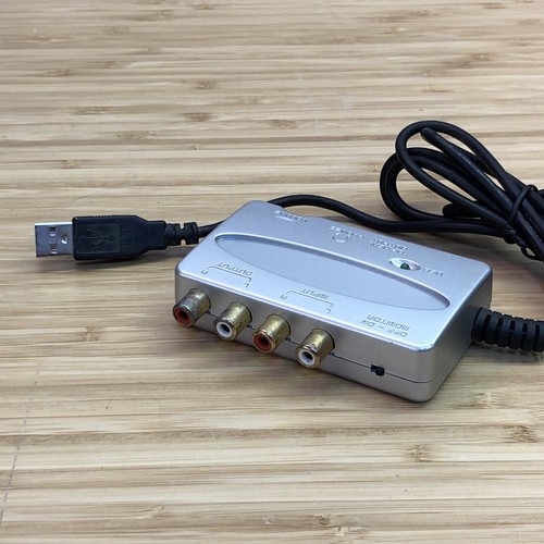 Pre-Owned Behringer U-Control UCA202 USB Audio Interface - Picture 3 of 4