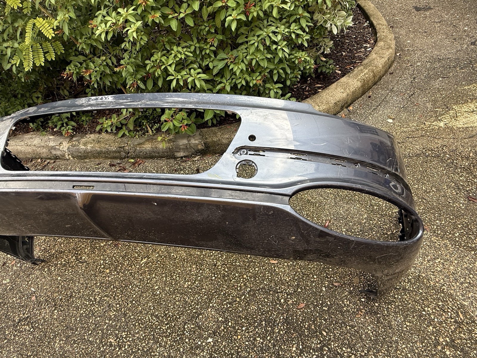 20-23 Bentley BY631 Flying Spur Sedan Rear Bumper & Lower Diffuser 3SD807511 OEM