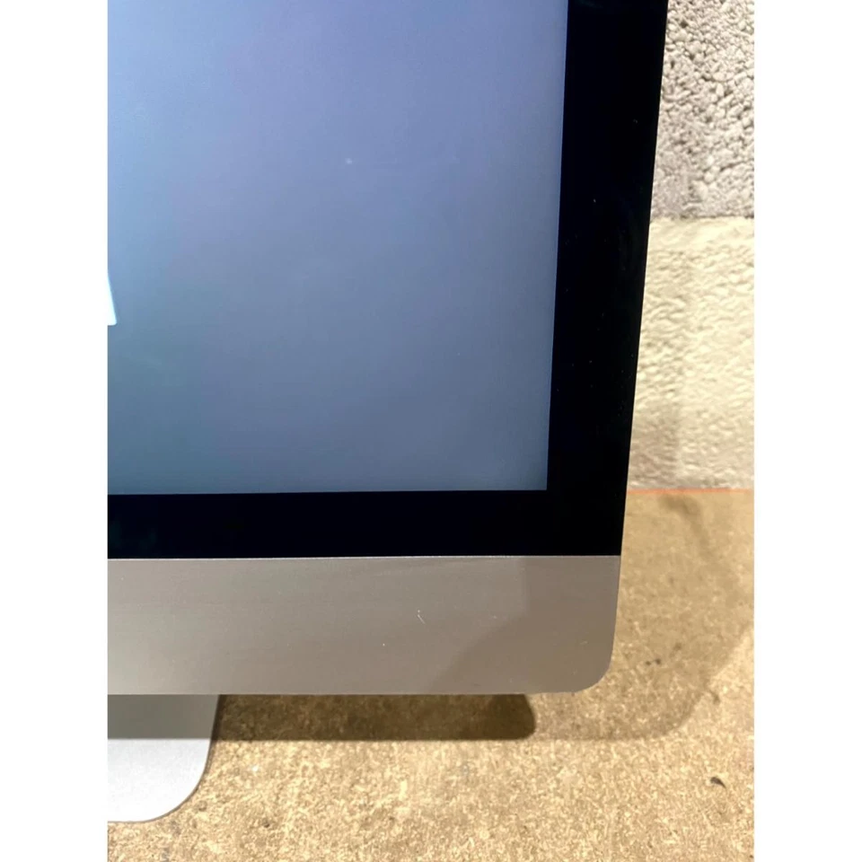 Apple iMac A1418 All-in-One Desktop Only Silver USB & Ethernet Ports (8GB + 1TB) - Image 4 of 4