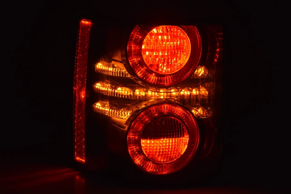 💎 Luz trasera izquierda del lado del conductor Range Rover L322 2010-2012 OEM *PROBADA* Foto 2 de 4