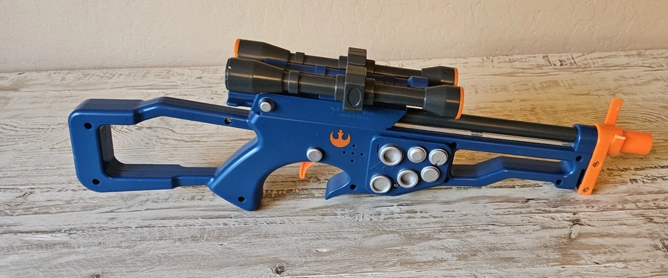 Игрушечный бластер Star Wars Chewbacca Bowcaster Arbalete легкие звуки Disney Parks - Изображение 3 из 4