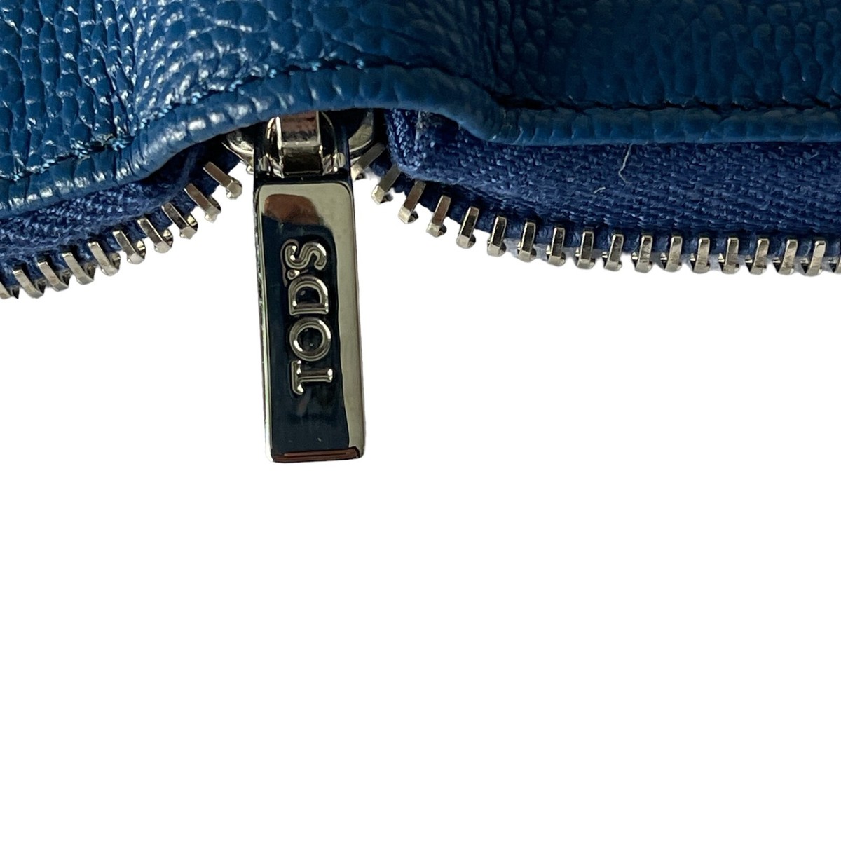 Tod's Italy Blue Zip Continental Wallet Nuova Collection
