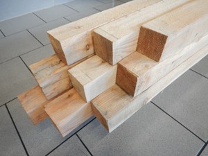 20x LÄRCHE KANTHOLZ BALKEN PFOSTEN HOLZ BAUHOLZ KONSTRUKTIONSHOLZ