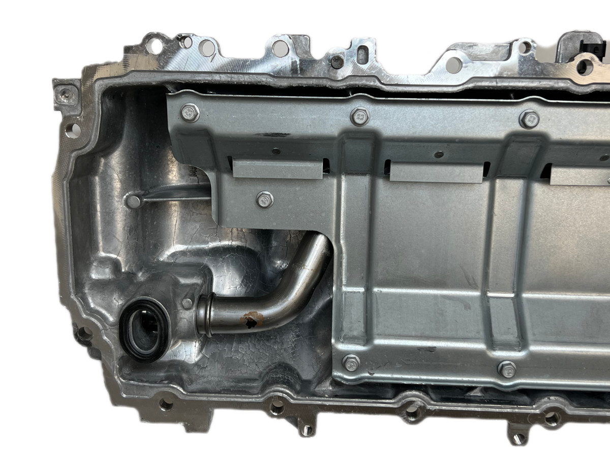 GM 2014-2020 Oil Pan Assembly With Sensor 5.3/6.2L-V8 12707241  