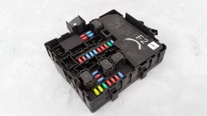 2012-2016 NISSAN NV3500 POWER DISTRIBUTION JUNCTION FUSE BOX CONTROL