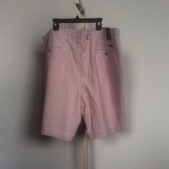 Mens Chaps Red White Striped Searsucker Preppy Golf Shorts Size 42 - Image 3 of 4