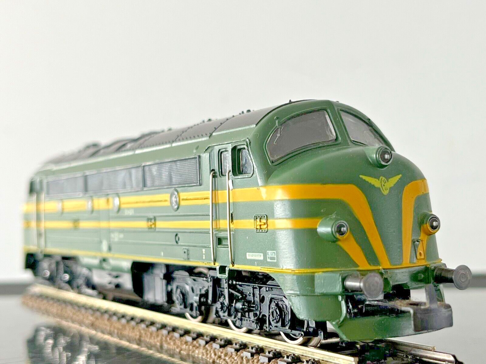 Motrice Marklin 3066 SNCB Serie 204 analogique H0 pour animer vos circuits retros